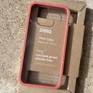 Pela iPhone 12/12 Pro Case